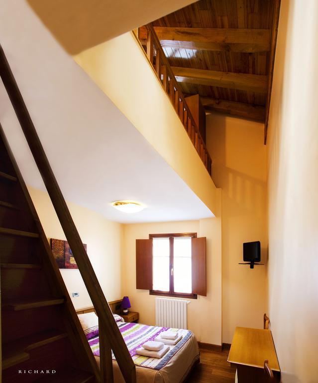 Hostal Musunzar Лейса Экстерьер фото